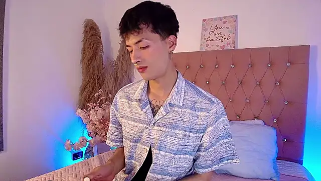 Snapshot of OzorioDany chatting on February 3, 2026, 4:10 am OzorioDany online show from February 3, 2026, 4:10 am