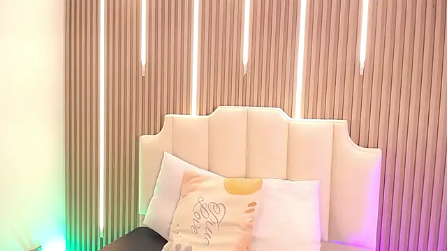 Snapshot of OzorioDany chatting on February 8, 2026, 4:43 am OzorioDany online show from February 8, 2026, 4:43 am