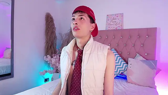 Snapshot of OzorioDany chatting on February 5, 2026, 3:57 am OzorioDany online show from February 5, 2026, 3:57 am