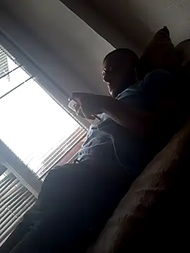 milenski74 online show from September 12, 2025, 7:52 am