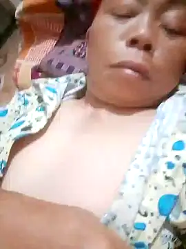 Snapshot of VangLe73 chatting on September 28, 2025, 3:52 pm VangLe73 online show from September 28, 2025, 3:52 pm