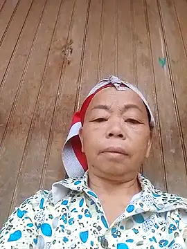 Snapshot of VangLe73 chatting on September 22, 2025, 2:06 am VangLe73 online show from September 22, 2025, 2:06 am