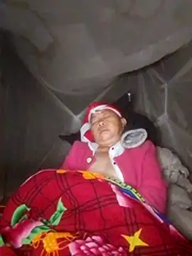 VangLe73 online show from November 5, 2025, 4:10 pm