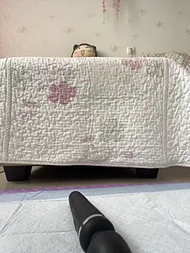 Snapshot of Alicia066 chatting on September 19, 2025, 5:00 am Alicia066 online show from September 19, 2025, 5:00 am