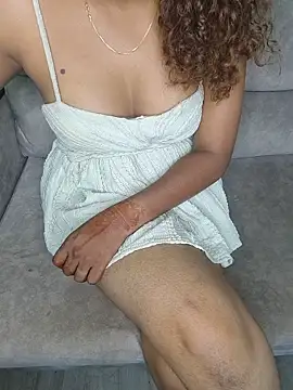 Snapshot of Tamilpallavi chatting on June 13, 2026, 12:19 am Tamilpallavi online show from June 13, 2026, 12:19 am