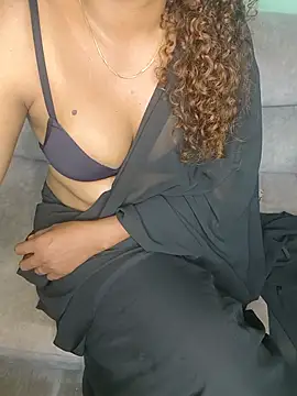 Snapshot of Tamilpallavi chatting on July 12, 2026, 1:01 pm Tamilpallavi online show from July 12, 2026, 1:01 pm