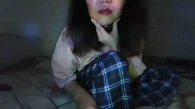 sakuradelreina online show from February 13, 2026, 5:40 am