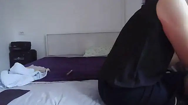 Snapshot of sakuradelreina chatting on September 18, 2025, 4:37 am sakuradelreina online show from September 18, 2025, 4:37 am