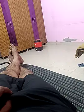 hard boy9455 online show from March 18, 2026, 1:35 pm