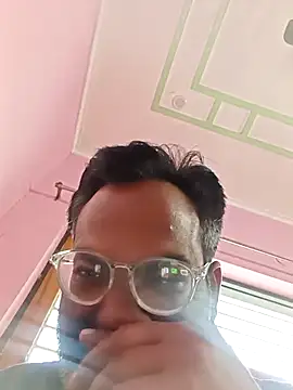 Snapshot of hard_boy9455 chatting on February 14, 2026, 3:07 am hard boy9455 online show from February 14, 2026, 3:07 am