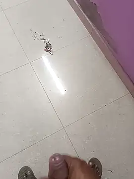 Snapshot of hard_boy9455 chatting on February 10, 2026, 12:59 pm hard boy9455 online show from February 10, 2026, 12:59 pm