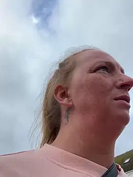 Snapshot of JustYourNormalCouple chatting on October 20, 2025, 10:16 am JustYourNormalCouple online show from October 20, 2025, 10:16 am