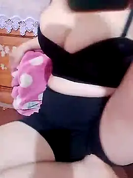 Snapshot of linhbe96xxx chatting on October 11, 2025, 3:02 pm linhbe96xxx online show from October 11, 2025, 3:02 pm