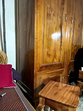 Moan Mary online show from September 20, 2025, 9:03 am