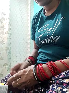 Snapshot of Soniya_Roy chatting on October 4, 2025, 6:04 am Soniya Roy online show from October 4, 2025, 6:04 am