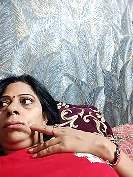 Soniya Roy online show from June 18, 2026, 5:28 am
