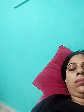 Snapshot of Soniya_Roy chatting on October 30, 2025, 3:27 am Soniya Roy online show from October 30, 2025, 3:27 am