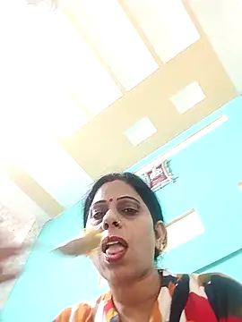 Snapshot of Soniya_Roy chatting on October 8, 2025, 2:18 pm Soniya Roy online show from October 8, 2025, 2:18 pm