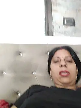 Soniya Roy online show from June 14, 2026, 8:15 am