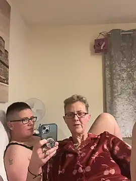 Curvy-Jinx online show from January 18, 2026, 8:23 pm