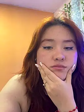 Snapshot of AliaMiller_ chatting on October 18, 2025, 8:11 pm AliaMiller online show from October 18, 2025, 8:11 pm