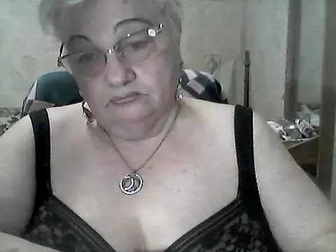 Snapshot of NatalieNorth chatting on October 17, 2025, 9:38 pm NatalieNorth online show from October 17, 2025, 9:38 pm