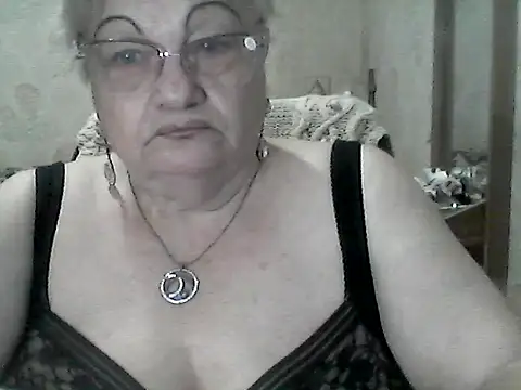 Snapshot of NatalieNorth chatting on October 7, 2025, 9:05 pm NatalieNorth online show from October 7, 2025, 9:05 pm
