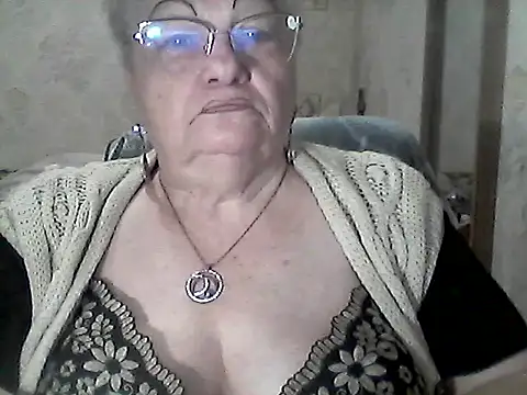 Snapshot of NatalieNorth chatting on September 28, 2025, 8:49 pm NatalieNorth online show from September 28, 2025, 8:49 pm