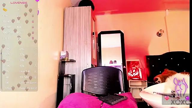 Snapshot of Rossedewitt_ chatting on February 24, 2026, 7:04 pm Rossedewitt online show from February 24, 2026, 7:04 pm