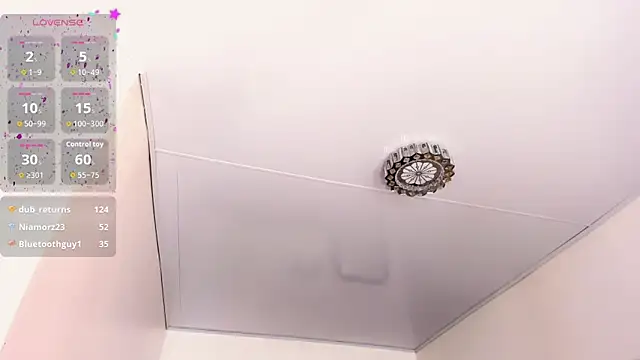 Snapshot of Rossedewitt_ chatting on September 29, 2025, 11:49 am Rossedewitt  online show from September 29, 2025, 11:49 am