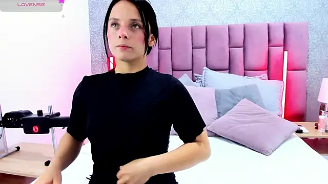 Snapshot of MartinaRizzi chatting on October 29, 2025, 4:00 am MartinaRizzi online show from October 29, 2025, 4:00 am