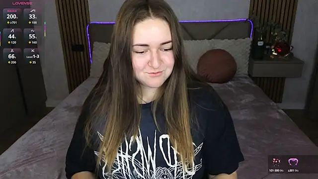 Mysti Kate online show from September 12, 2025, 7:57 pm