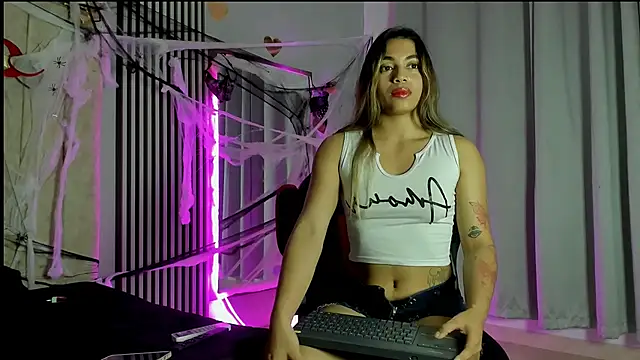 Snapshot of rachell_owen chatting on October 27, 2025, 4:57 am rachell owen online show from October 27, 2025, 4:57 am