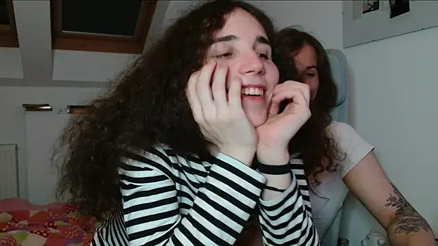 Snapshot of tsbubbles760 chatting on October 17, 2025, 7:59 pm tsbubbles760 online show from October 17, 2025, 7:59 pm