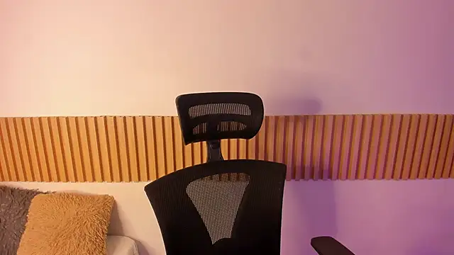 OliviaSweett online show from October 23, 2025, 6:50 pm