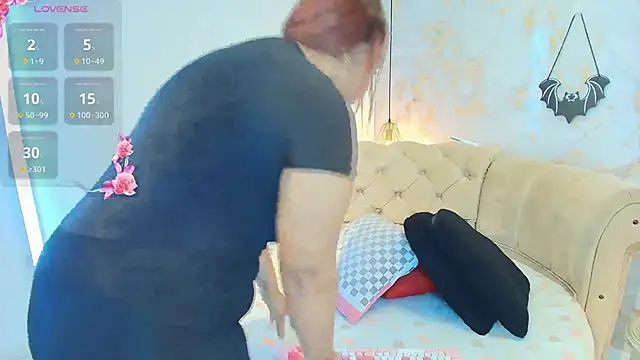 nathaliamiller online show from October 10, 2025, 7:58 pm