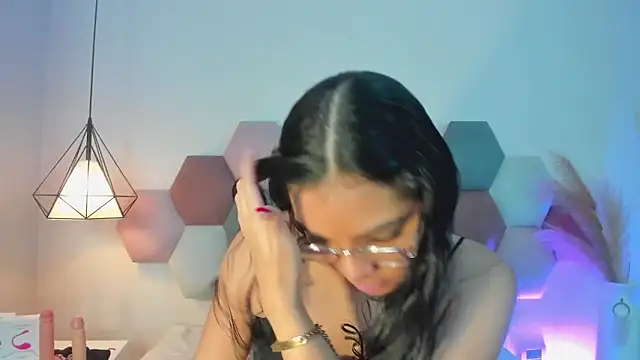 Snapshot of LunaAspen_ chatting on October 3, 2025, 5:58 pm LunaAspen  online show from October 3, 2025, 5:58 pm