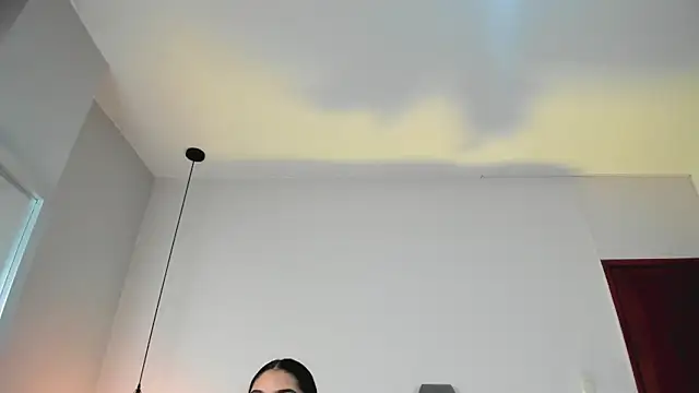 Snapshot of LunaAspen_ chatting on October 15, 2025, 5:43 pm LunaAspen  online show from October 15, 2025, 5:43 pm