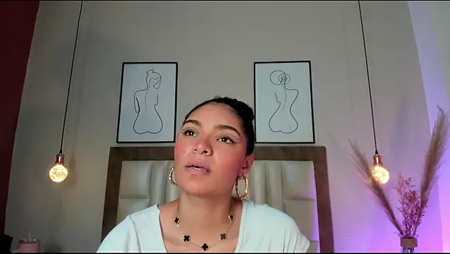 LunaAspen  online show from March 13, 2026, 6:02 pm