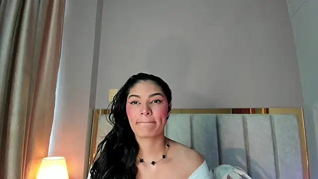 LunaAspen  online show from February 12, 2026, 5:56 pm