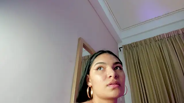 Snapshot of LunaAspen_ chatting on September 23, 2025, 5:42 pm LunaAspen  online show from September 23, 2025, 5:42 pm