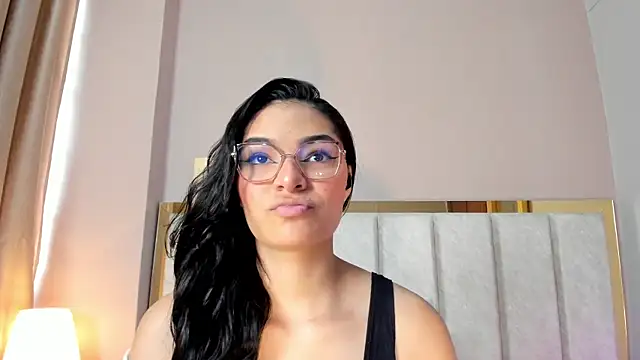 LunaAspen  online show from February 24, 2026, 6:09 pm