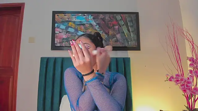 Snapshot of LunaAspen_ chatting on October 1, 2025, 6:01 pm LunaAspen  online show from October 1, 2025, 6:01 pm