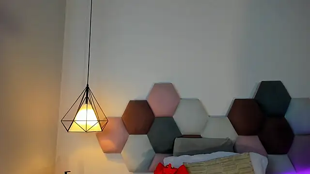 Snapshot of LunaAspen_ chatting on October 23, 2025, 5:55 pm LunaAspen  online show from October 23, 2025, 5:55 pm