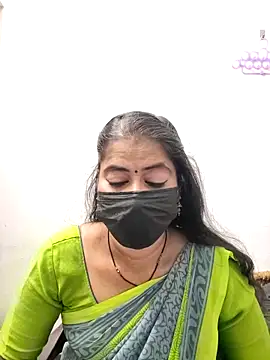 tamil Sigappu Roja online show from February 5, 2026, 1:01 am