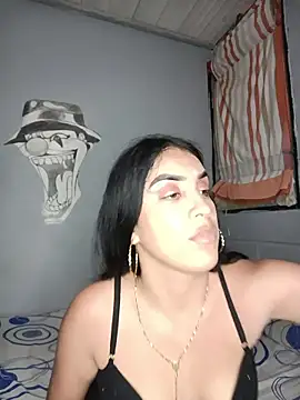 Snapshot of Bigtiti01 chatting on June 19, 2026, 2:39 am Bigtiti01 online show from June 19, 2026, 2:39 am