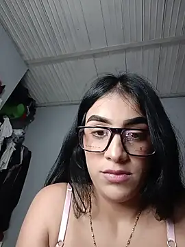 Snapshot of Bigtiti01 chatting on July 13, 2026, 10:31 pm Bigtiti01 online show from July 13, 2026, 10:31 pm