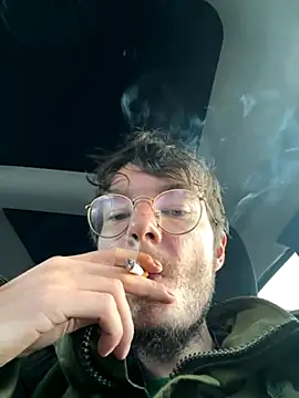 Snapshot of Hungboxer69 chatting on October 13, 2025, 12:34 am Hungboxer69 online show from October 13, 2025, 12:34 am