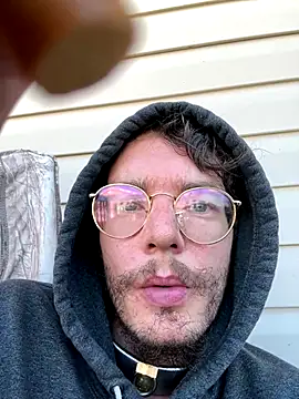 Snapshot of Hungboxer69 chatting on October 1, 2025, 8:57 pm Hungboxer69 online show from October 1, 2025, 8:57 pm