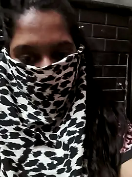 Snapshot of Cute_Avni99 chatting on September 18, 2025, 7:50 pm Cute Avni99 online show from September 18, 2025, 7:50 pm